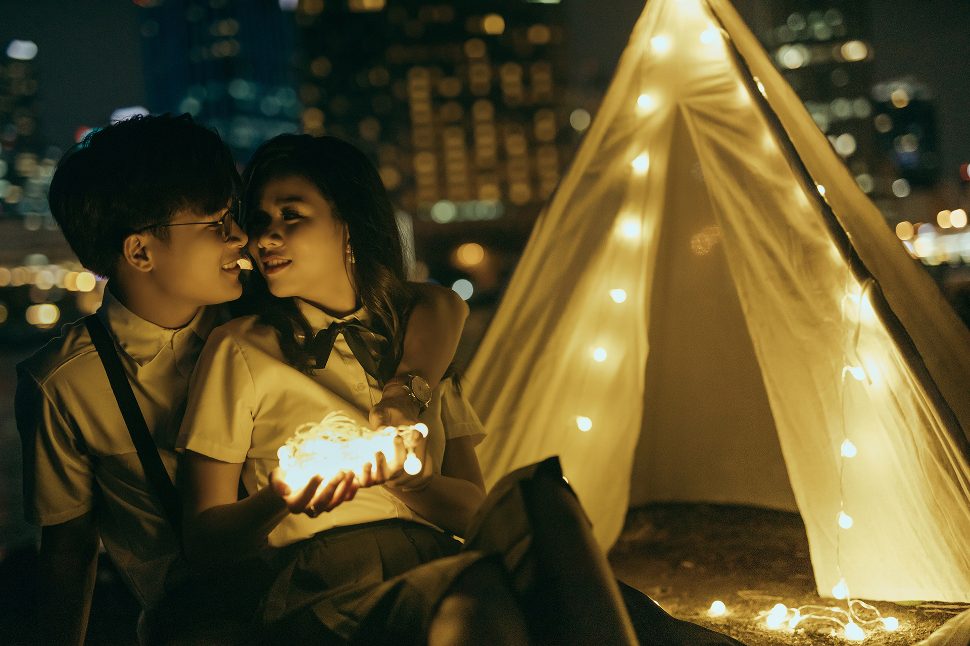 NGOẠI CẢNH SÀI GÒN